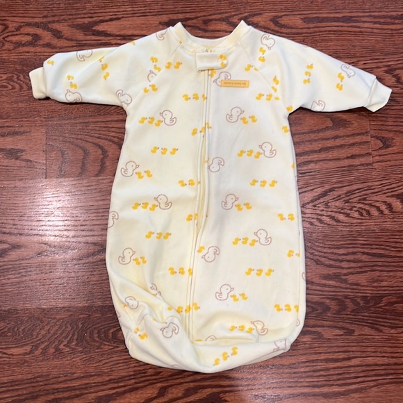 {Carter’s Sweet Child of Mine} Set of Two Fleece Sleep Sacks/Baby Bundlers - Picture 8 of 11